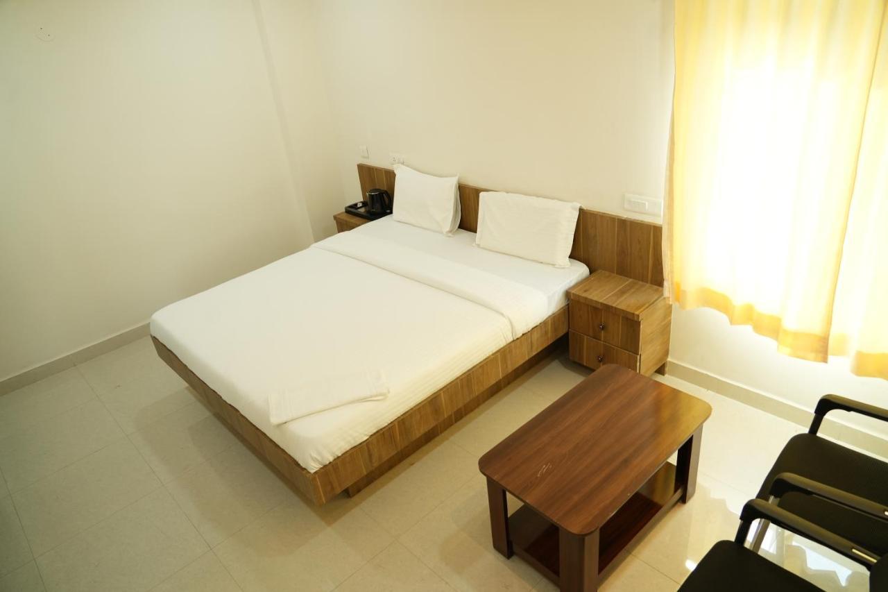 Hotel 5 Star Grand- Premium Shamshabad Exteriér fotografie
