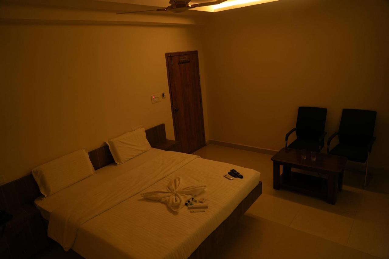 Hotel 5 Star Grand- Premium Shamshabad Exteriér fotografie