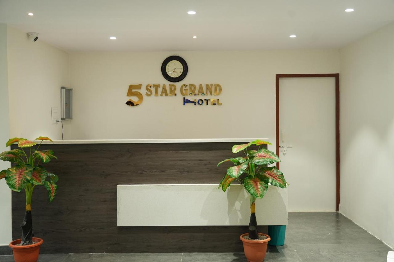 Hotel 5 Star Grand- Premium Shamshabad Exteriér fotografie