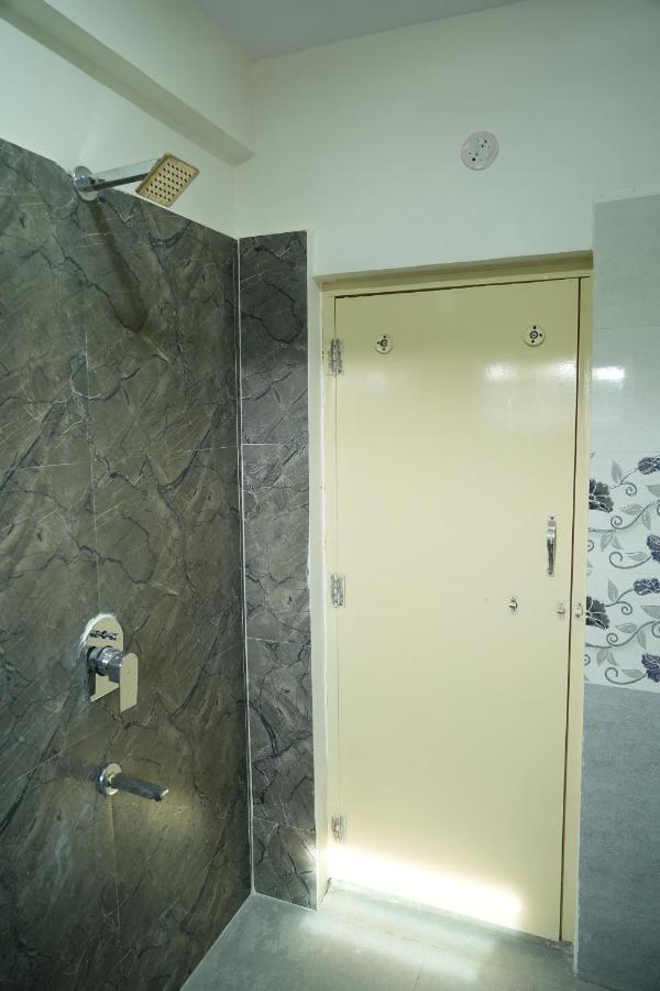 Hotel 5 Star Grand- Premium Shamshabad Exteriér fotografie