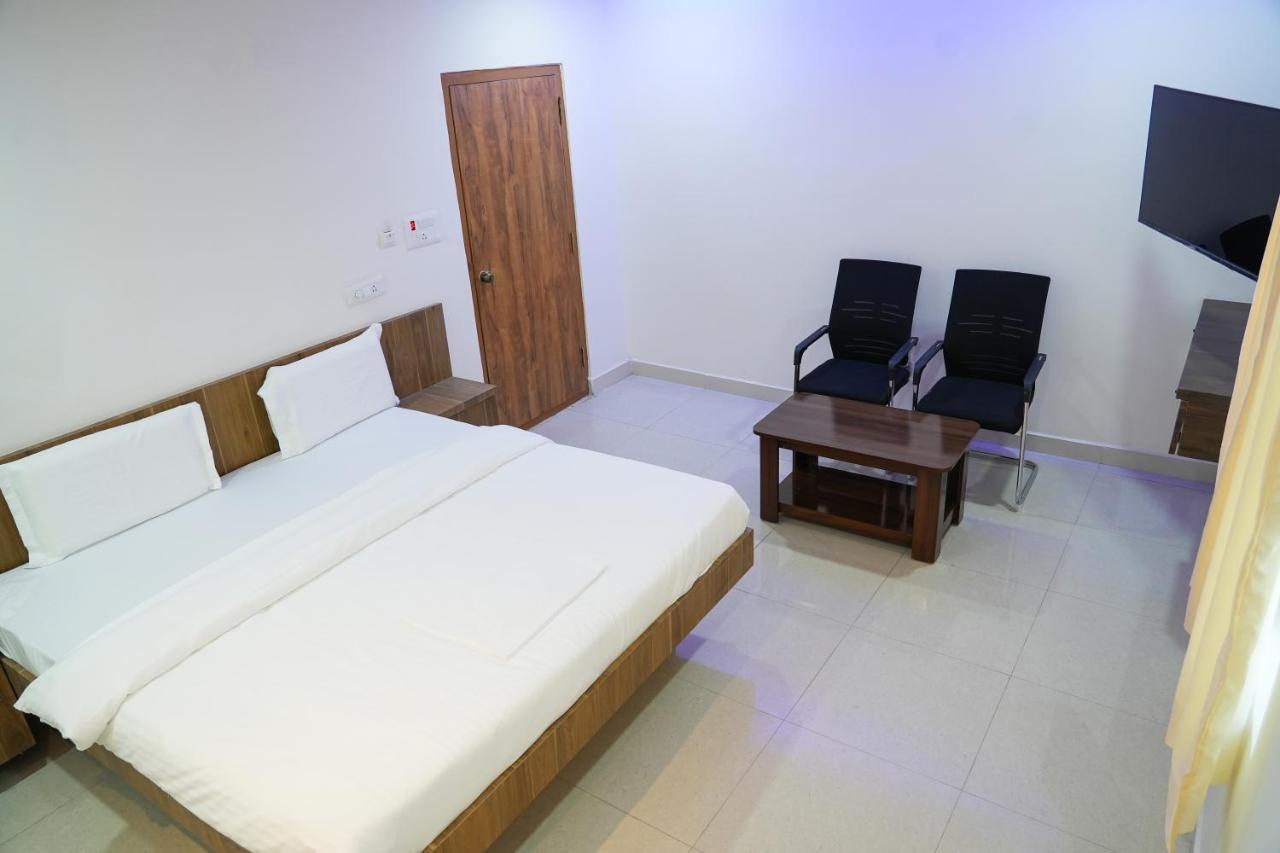 Hotel 5 Star Grand- Premium Shamshabad Exteriér fotografie