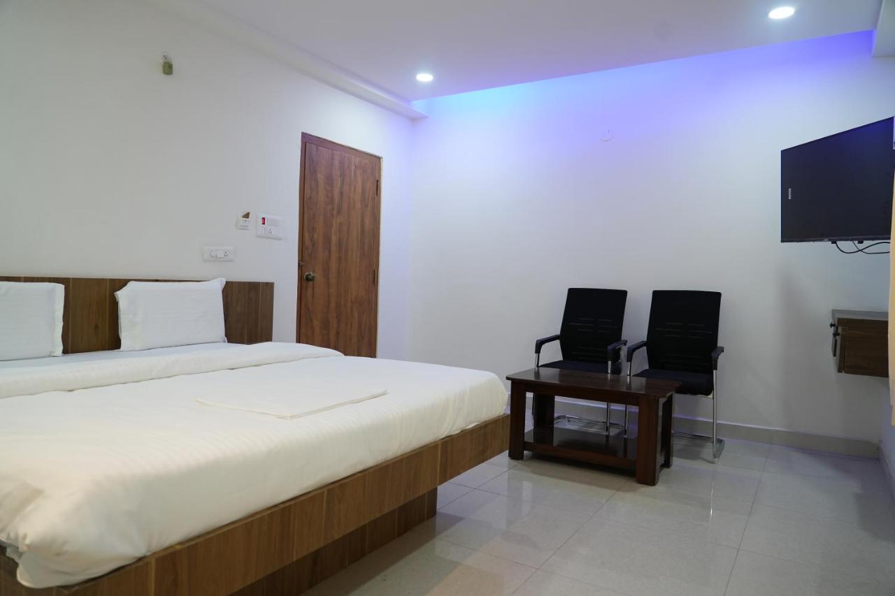 Hotel 5 Star Grand- Premium Shamshabad Exteriér fotografie
