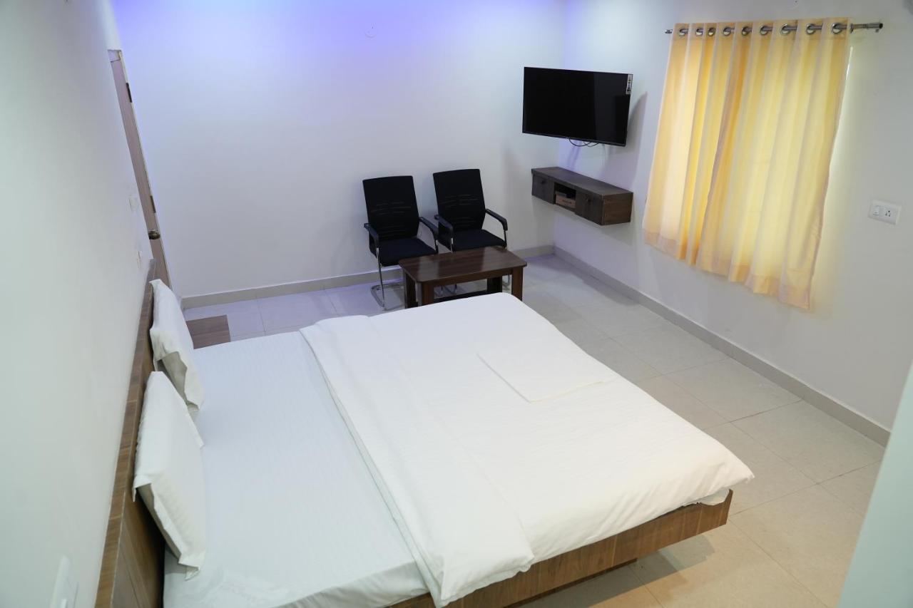 Hotel 5 Star Grand- Premium Shamshabad Exteriér fotografie