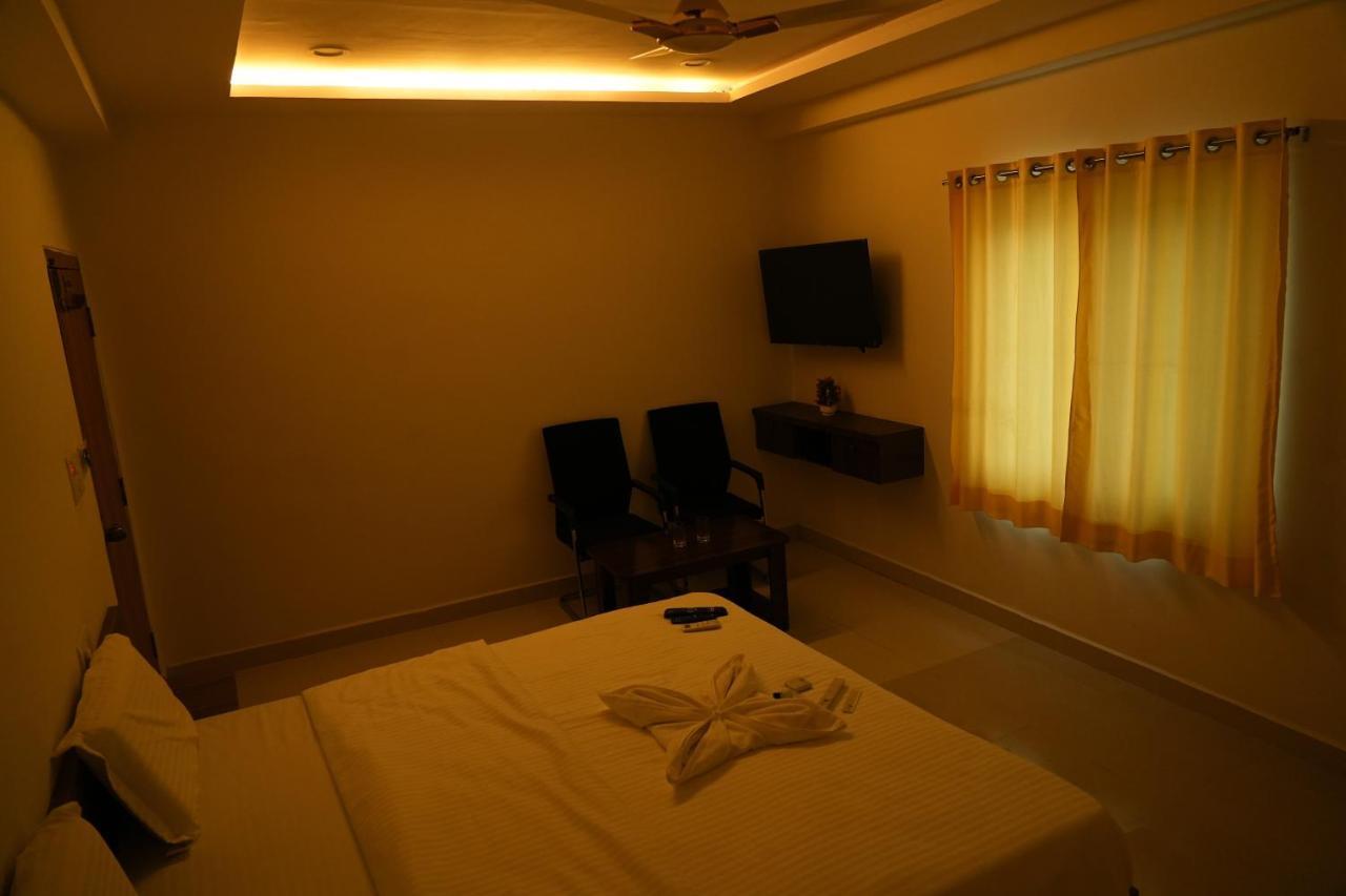 Hotel 5 Star Grand- Premium Shamshabad Exteriér fotografie
